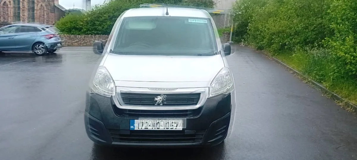 2017 peugeot partner small mileage.test 11 26 - Image 1