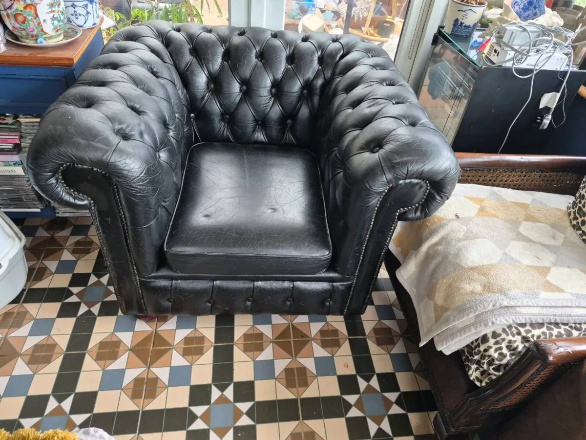 Chesterfield arm chair - Image 2