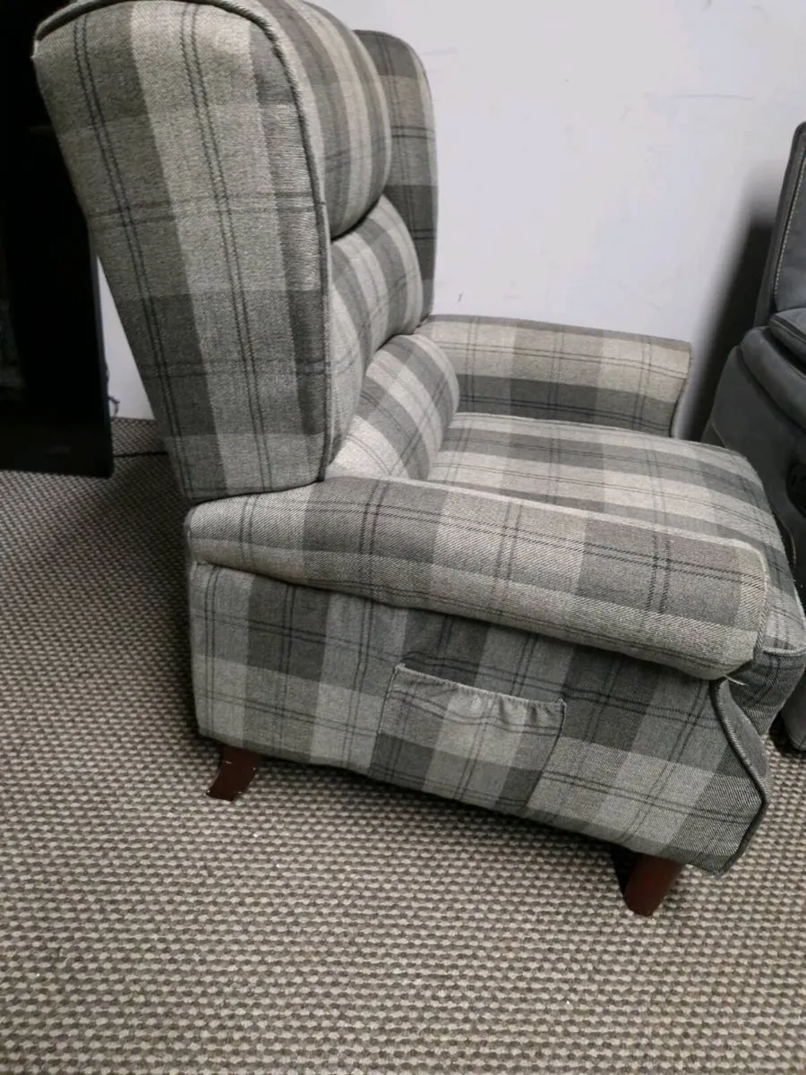 Chair - Image 3