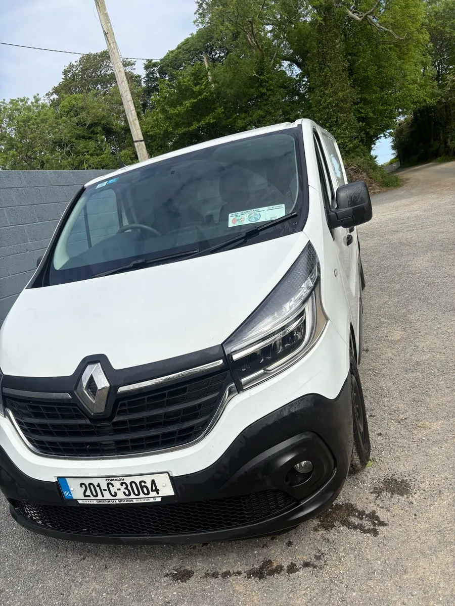 Renault traffic - Image 2
