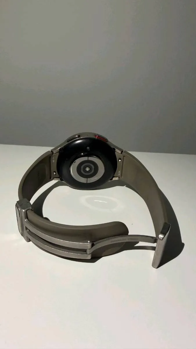 Samsung Galaxy Watch 5 Pro 45mm Titanium - Image 4