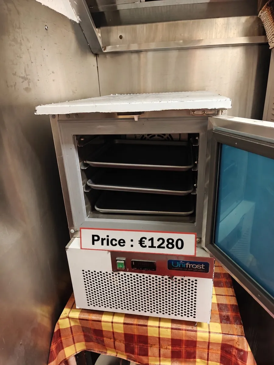 Catering equipment - Image 1