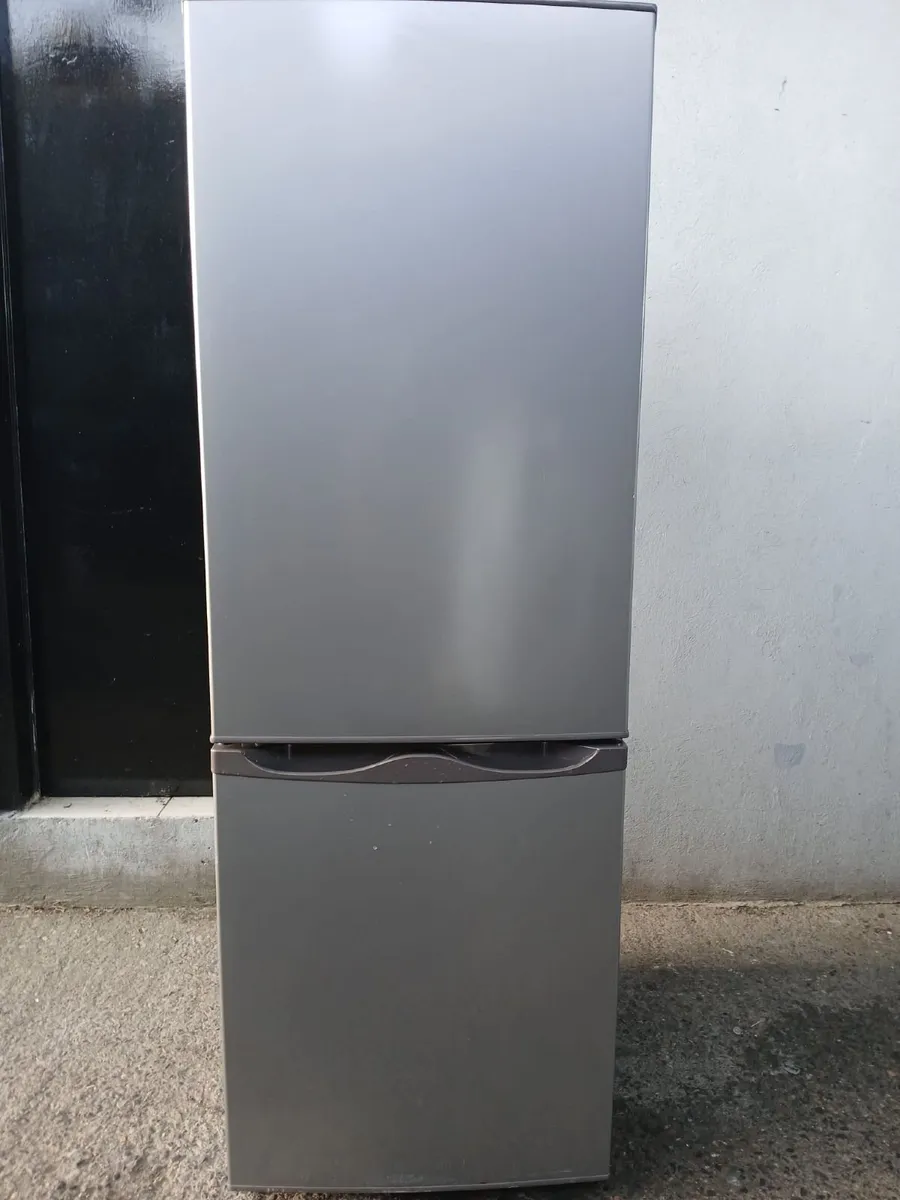 YEAR OLD FRIDGE AND FREEZER - Image 4