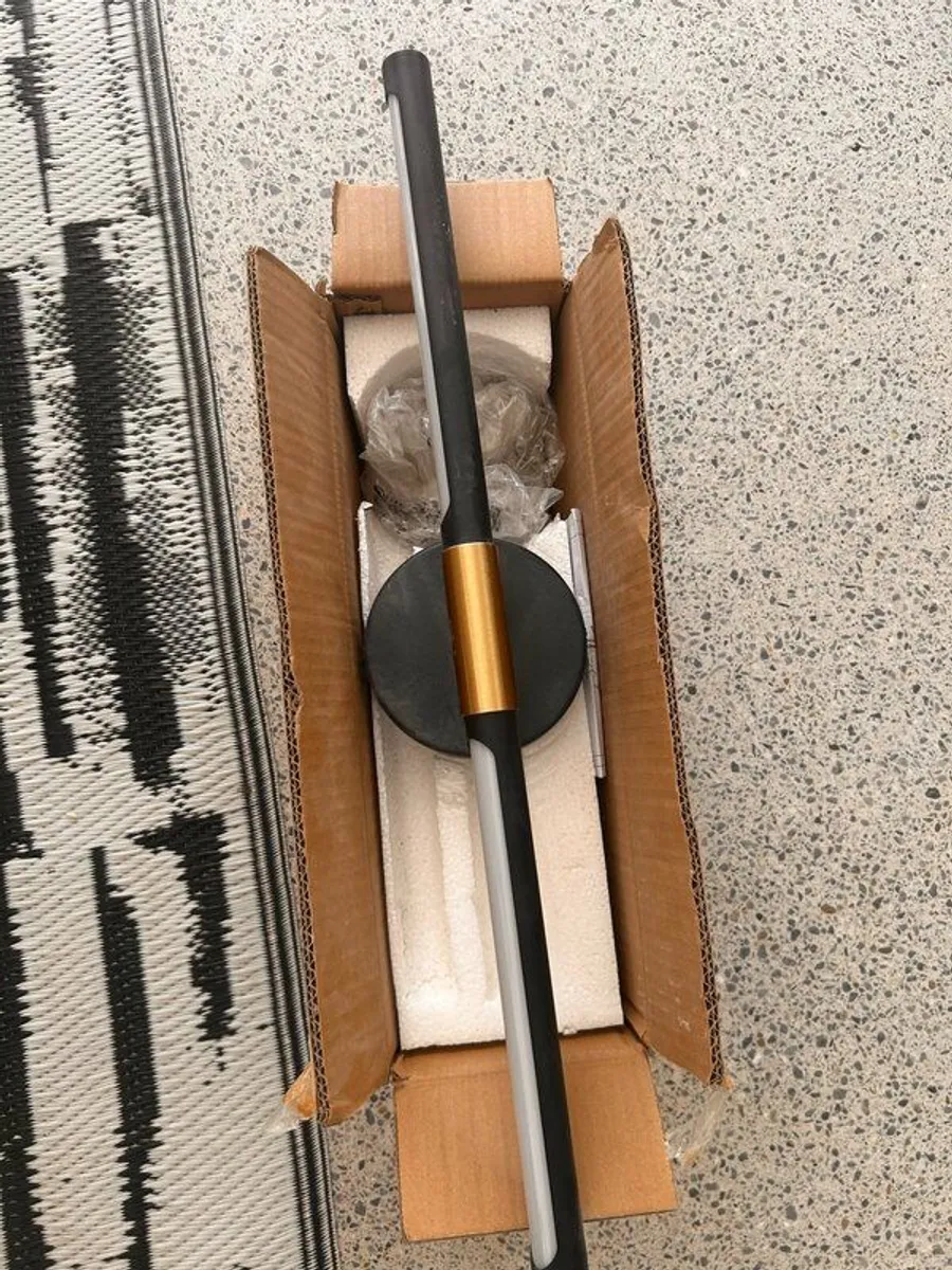 Bathroom wall light - Image 3