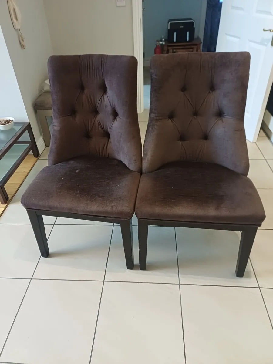 Table chairs
