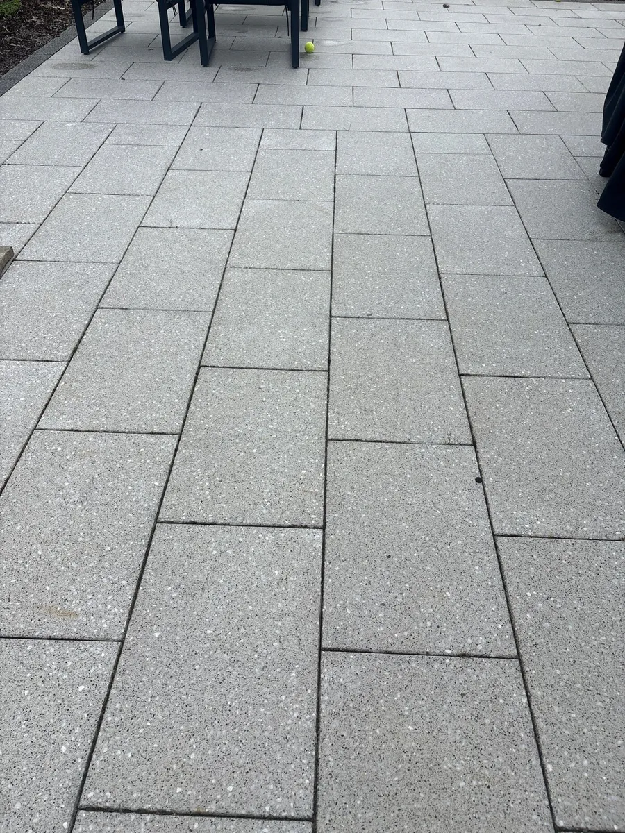 Patio pavers - concrete - Image 2