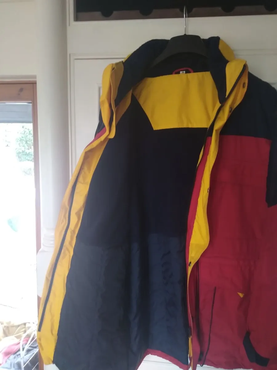 Out Door Jacket - Image 3