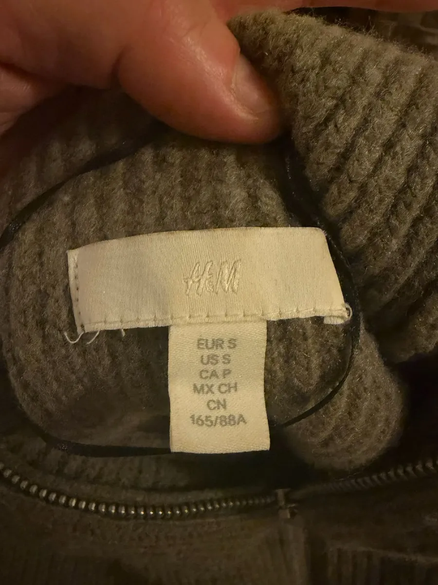 Rib-knit zip-top jumper - Image 2