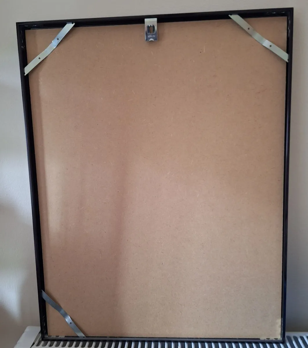 Stylish Black Picture Frame (36x46 cm) - Image 3