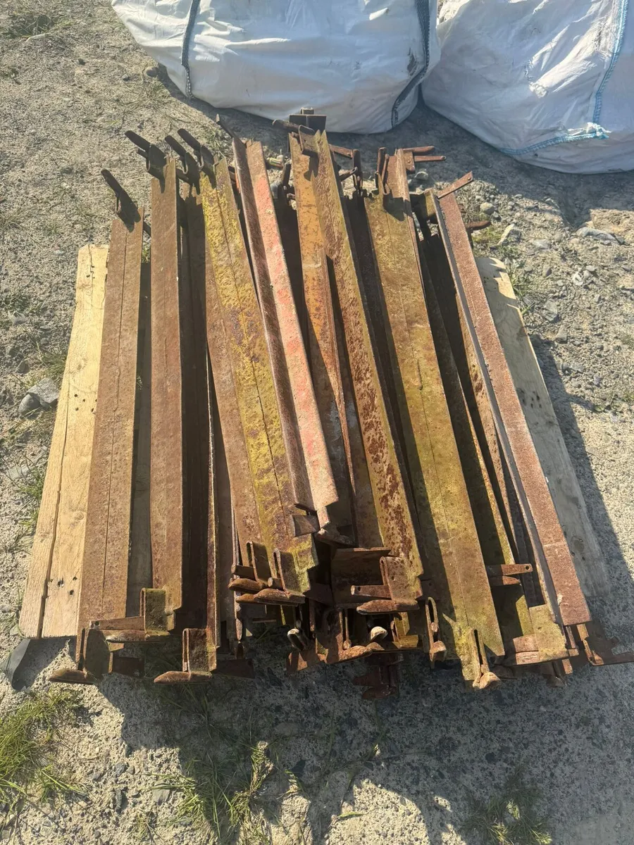 Scaffolding - Image 4