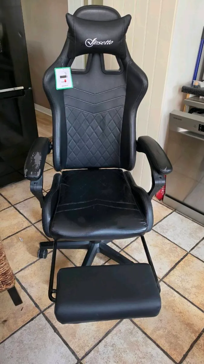 Gaming Chair - Image 2