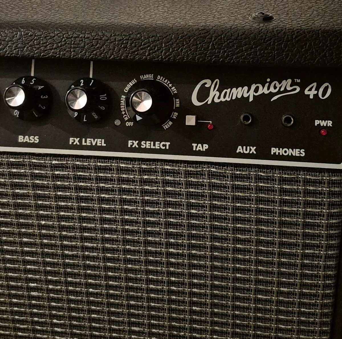 Fender Champion 40 Amp - Image 4