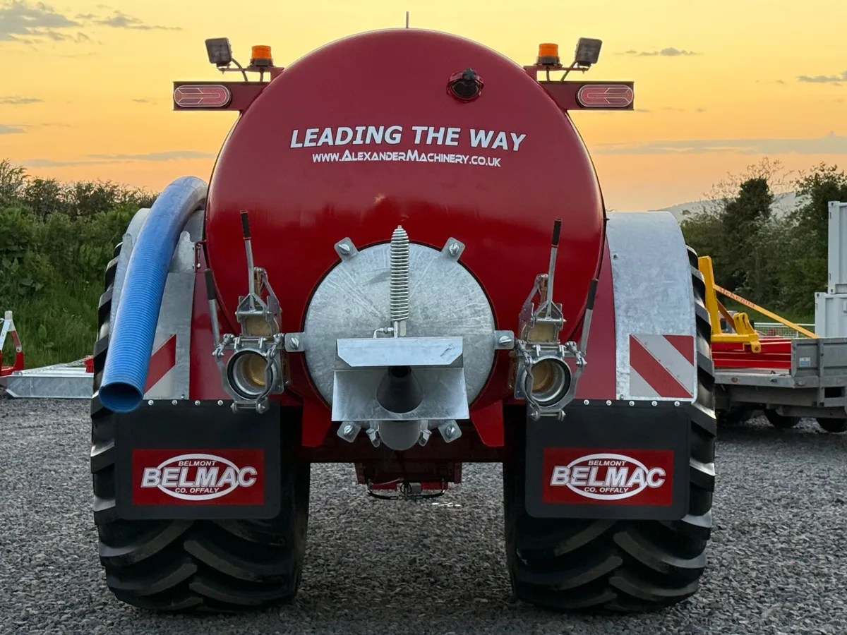 BELMAC 2100 SLURRY TANKER WITH RAIN GUN - Image 3