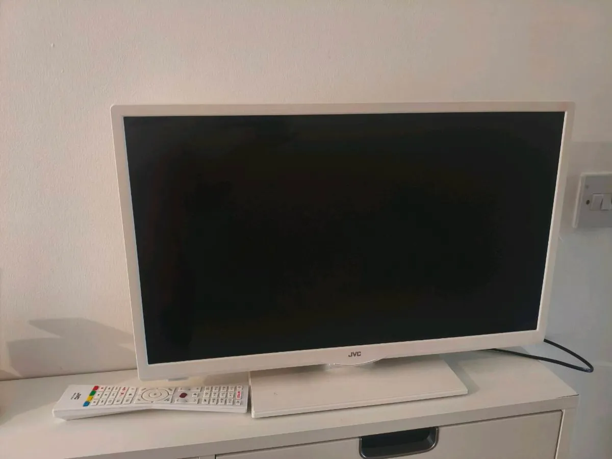 JVC 24" Smart TV with Built-in DVD Player – White - Image 1