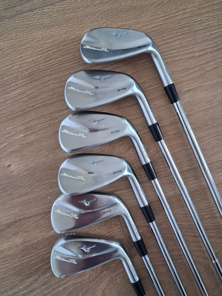 Mizuno irons brand new - Image 1