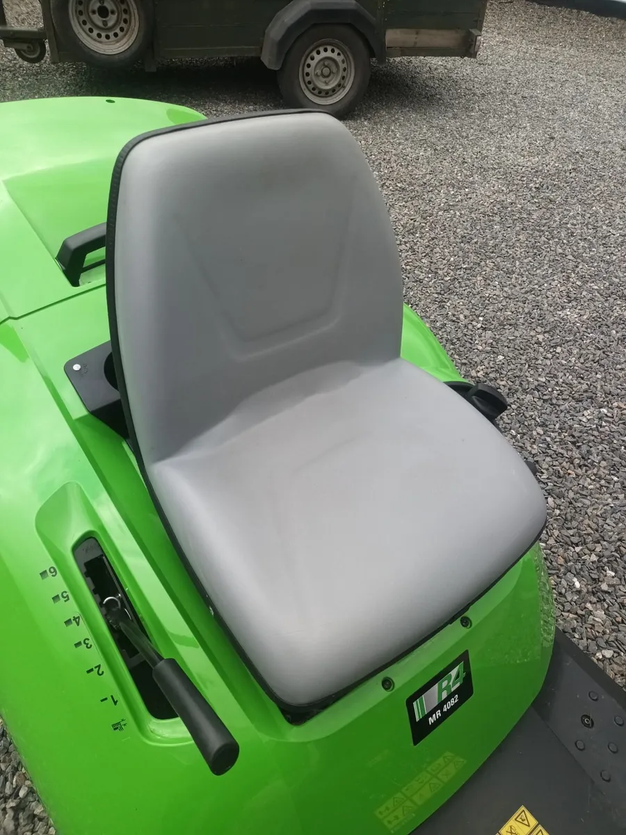 As New Viking mower - Image 3