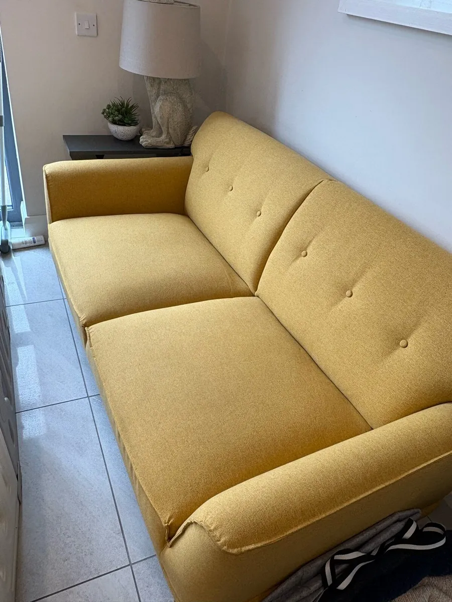 Couch - Image 2