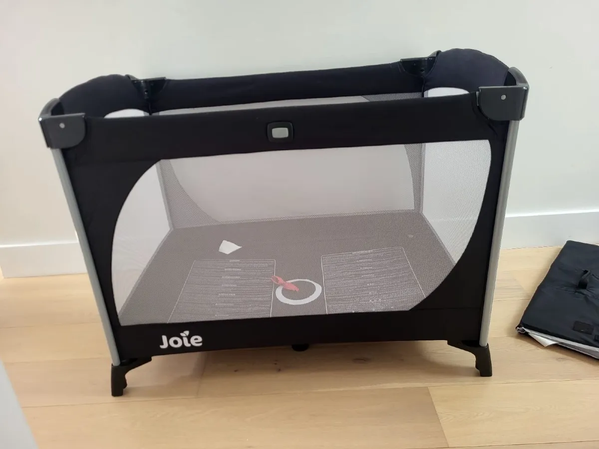 Joie travel cot - Image 1