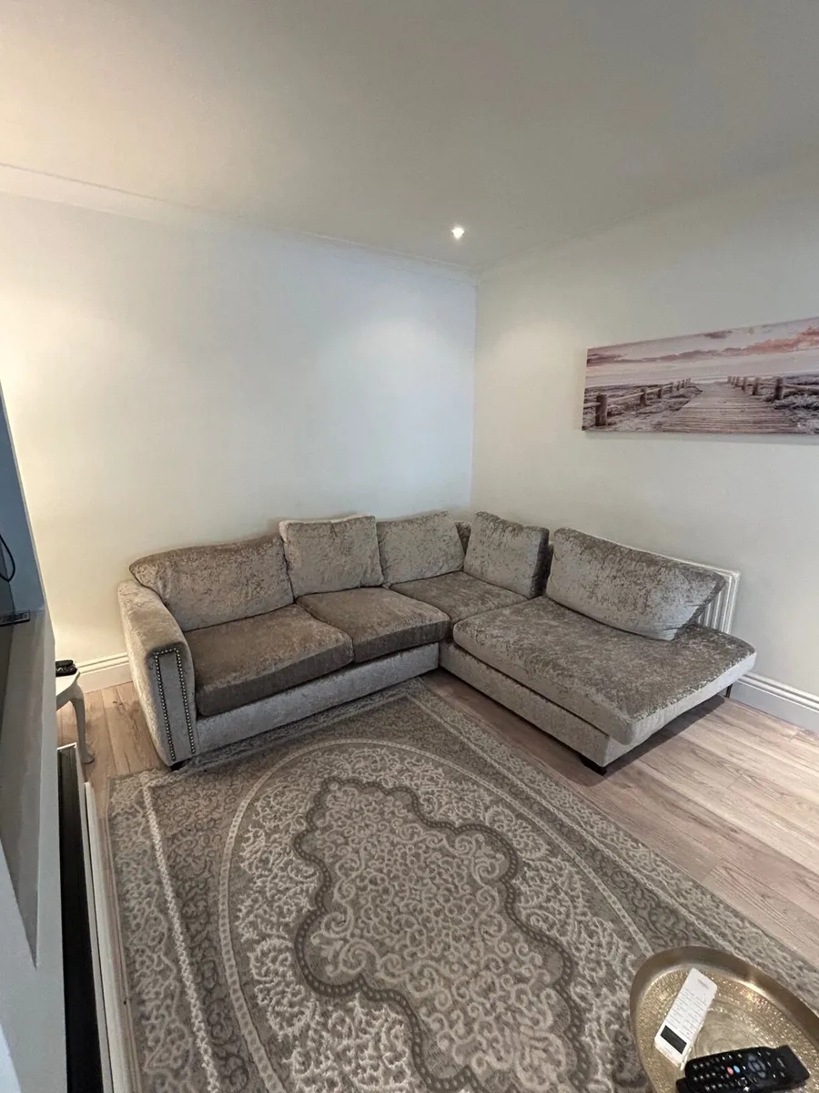 Sofa large corner sliver grey - Image 1