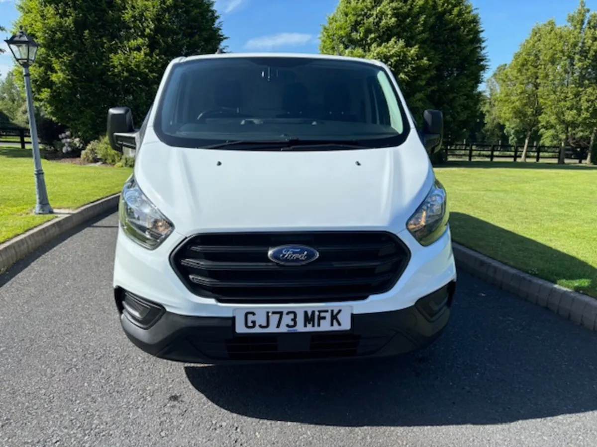 Ford Transit Custom 2023 - Image 2