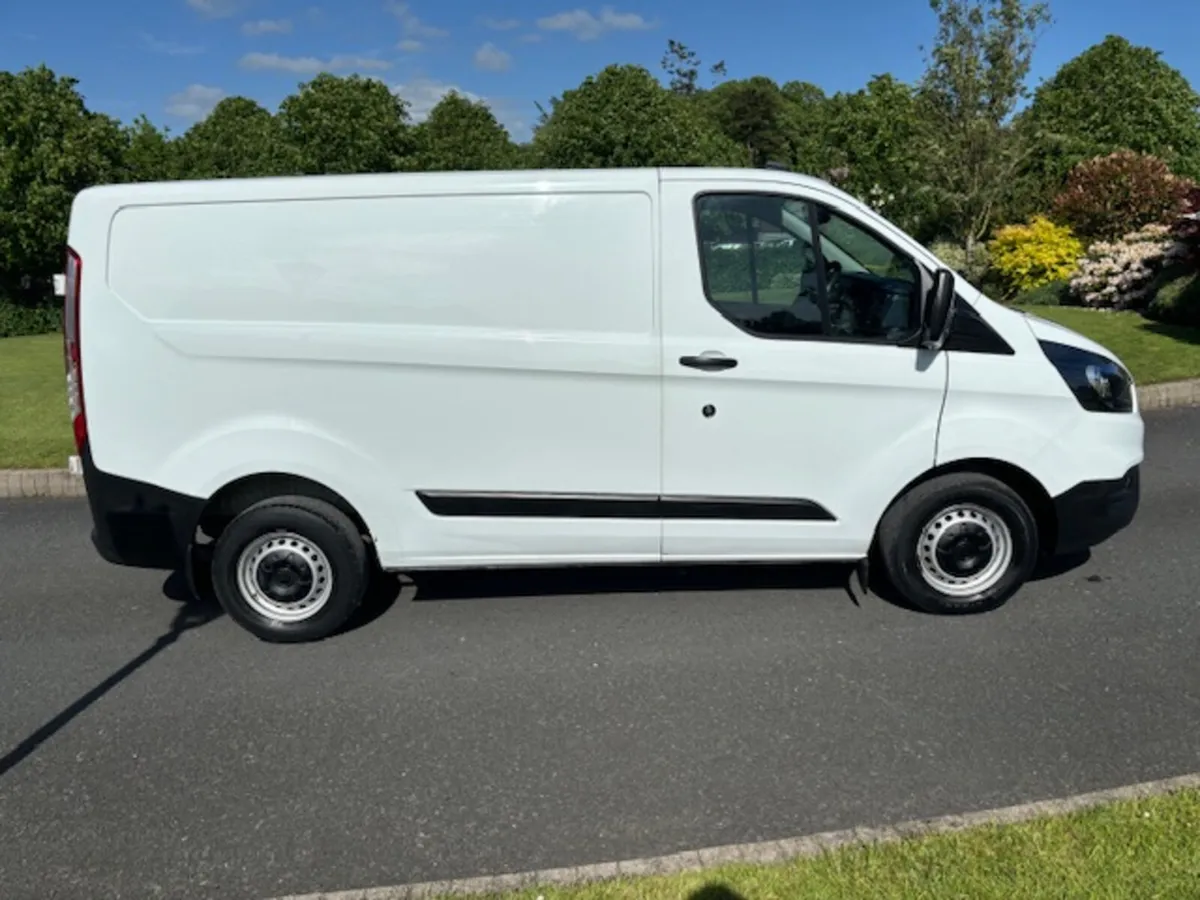 Ford Transit Custom 2023 - Image 4
