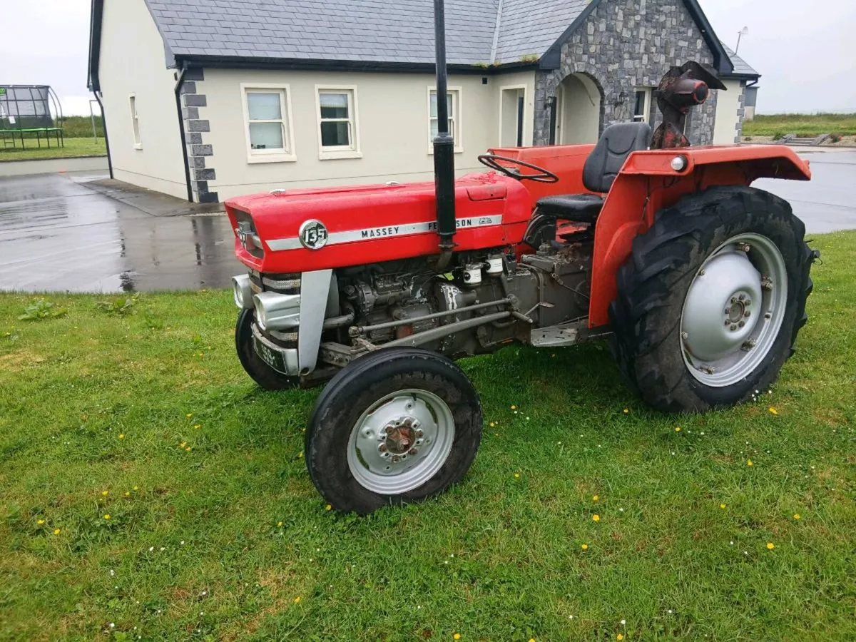 Mf 135 - Image 1