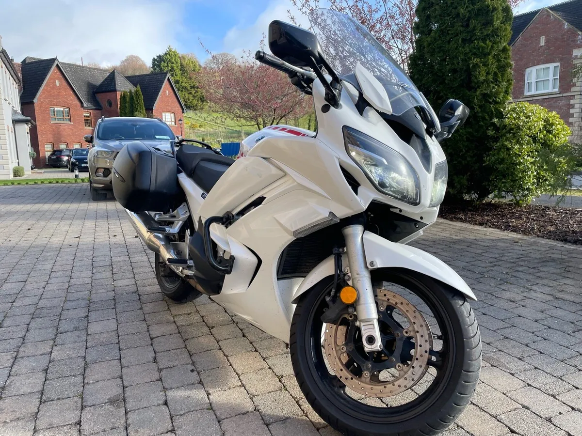 Yamaha FJR1300 - Image 2