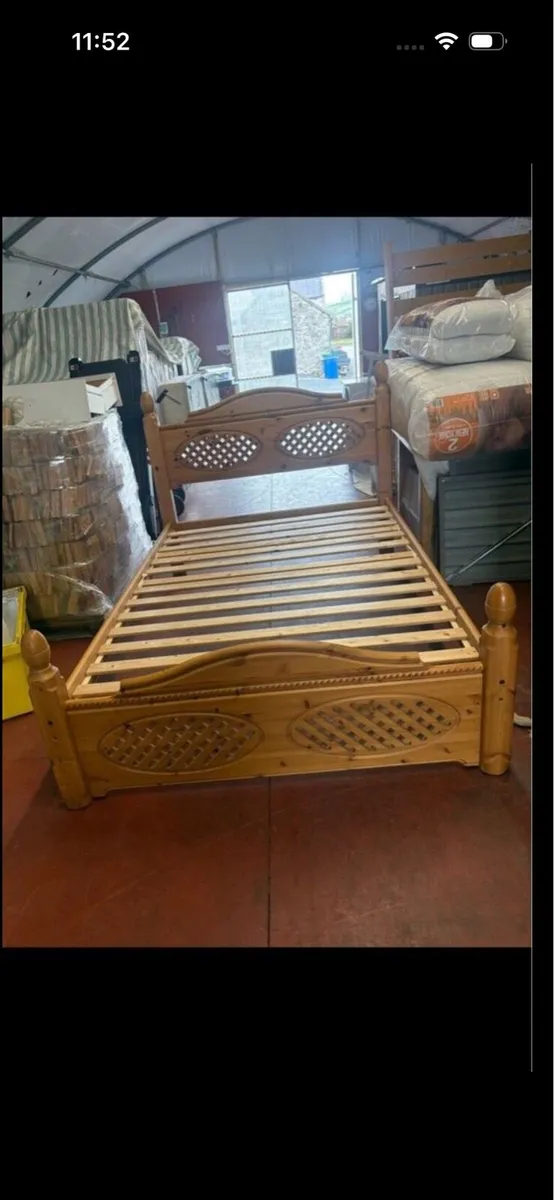 Double framed bed - Image 1