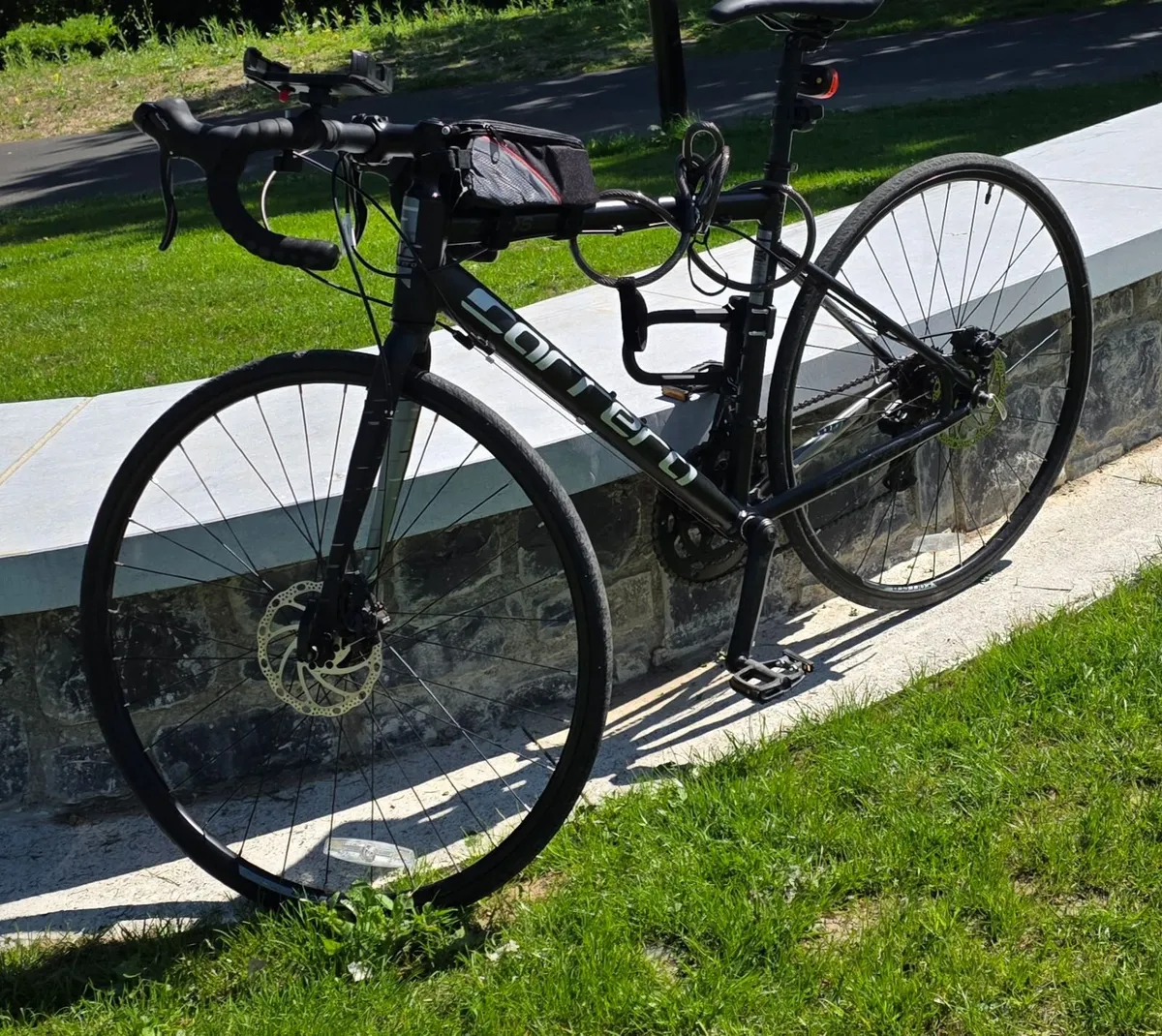 Carrera Bicycle Like new (Adult) - Image 1