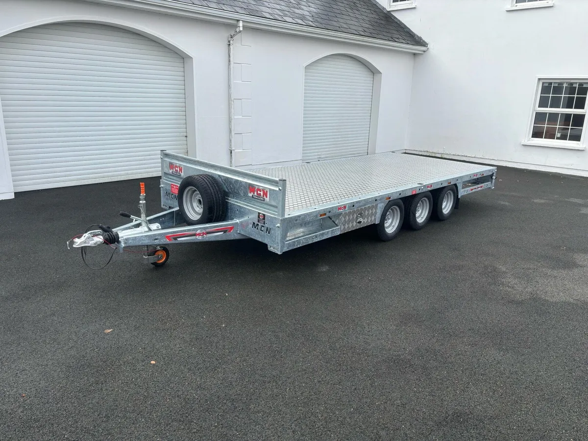 16ft Flatbed builders trailer - Image 1