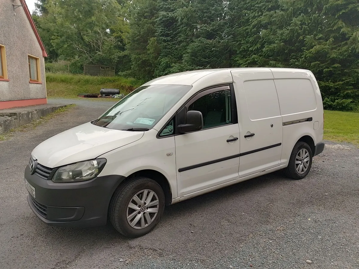 Volkswagen Caddy 2012 - Image 2
