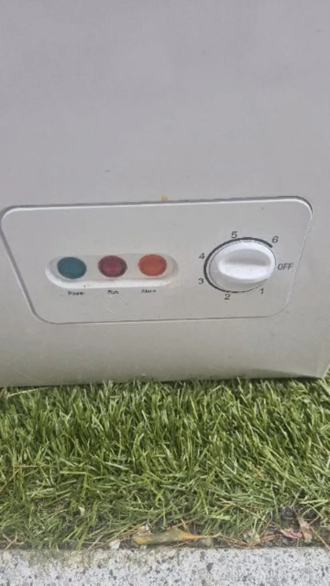 Chest freezer - Image 2