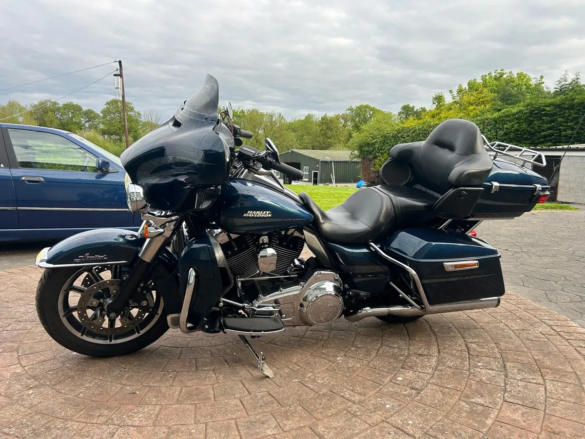 2017 harley Electra glide ltd edition - Image 2