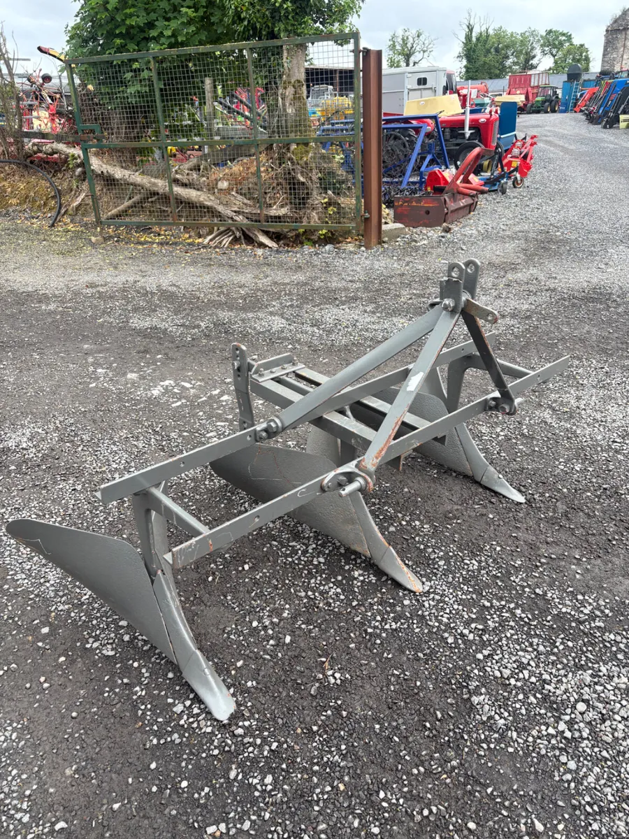 Massey Ferguson Drill Plough - Image 1