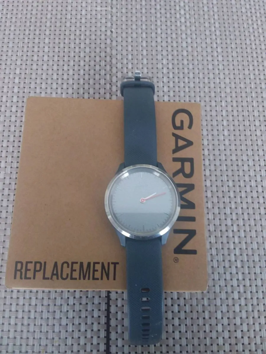 Garmin vivomove 3s watch - Image 1