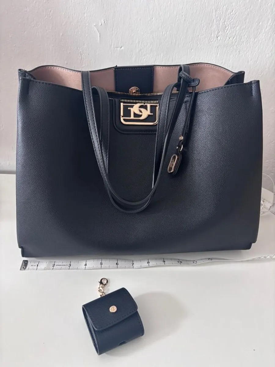 Black Dune Tote - stylish everyday work tote - Image 2