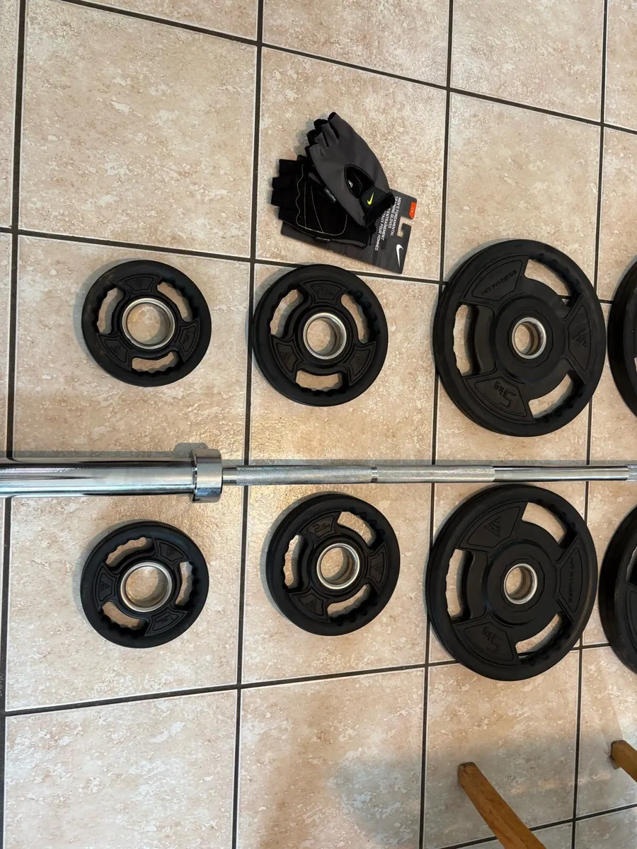 PERFECT URETHANE PRO OLYMPIC WEIGHTS, 6 FT BAR. - Image 3
