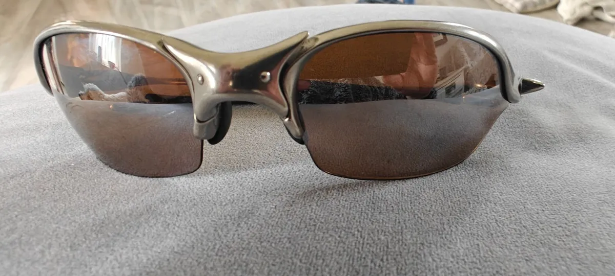 Oakley Romeo 2 Titanium sun glasses - Image 1