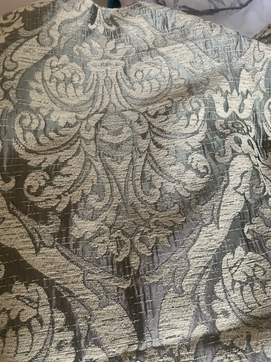 Curtains - Image 1