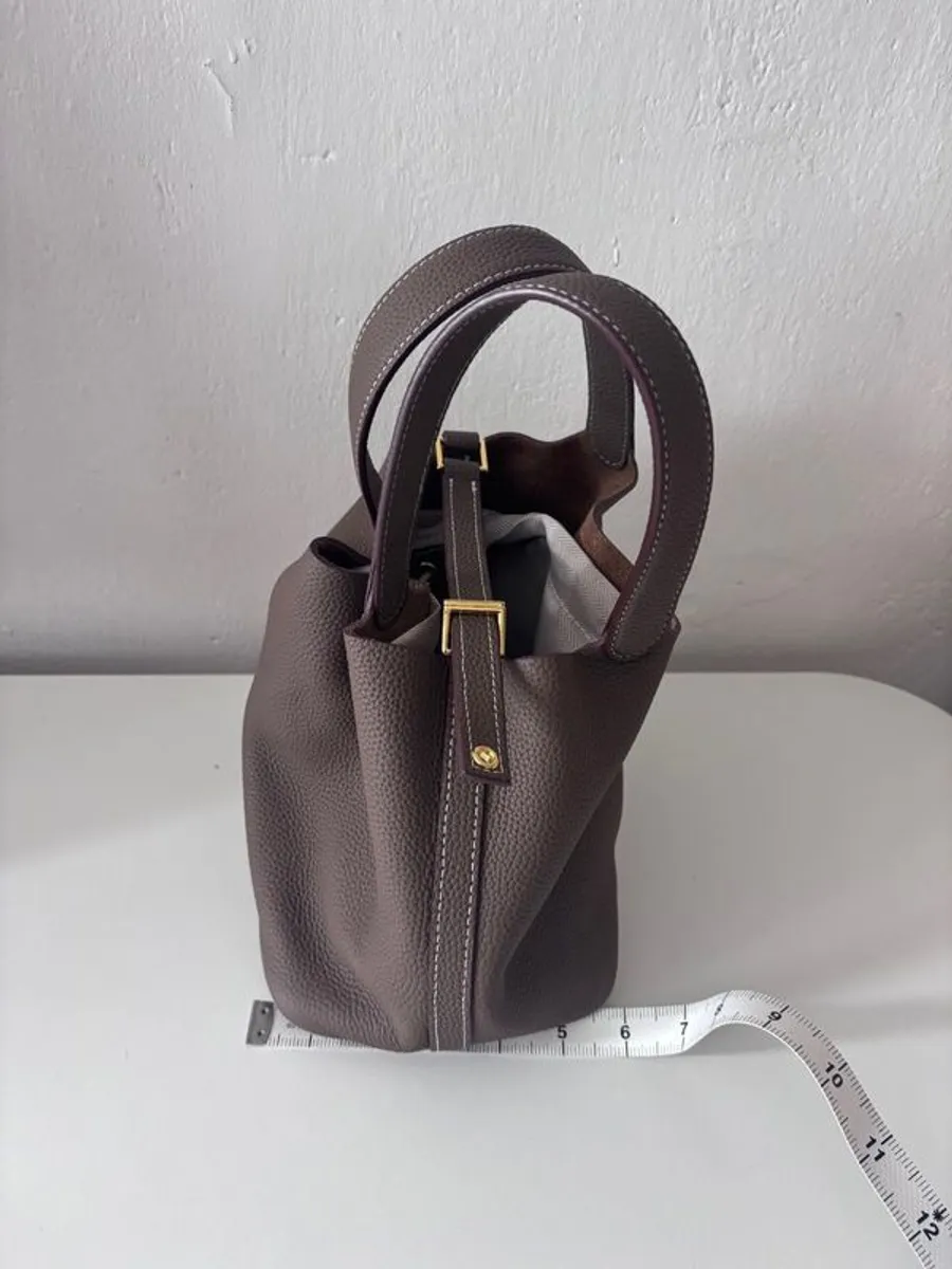 Luxury style Bucket bag