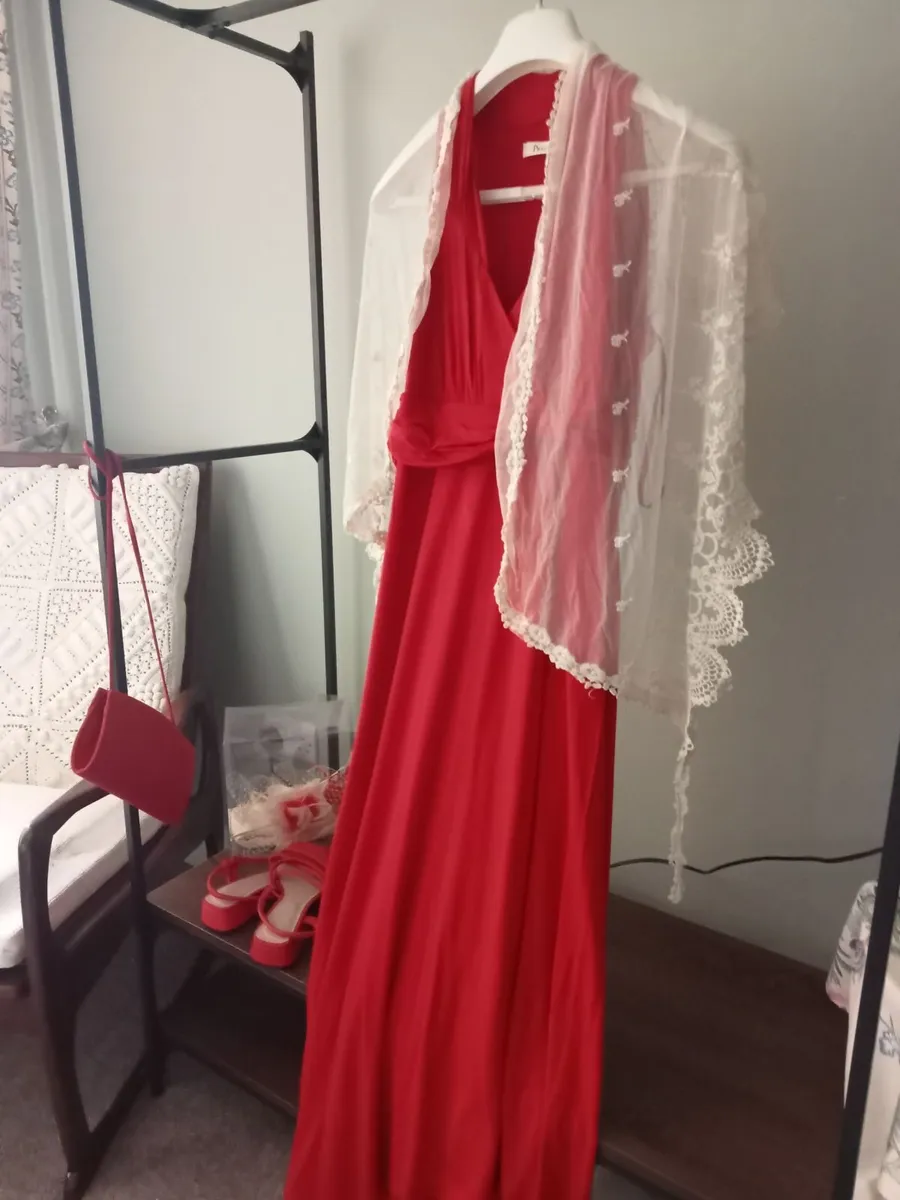 Ladies wedding outfit