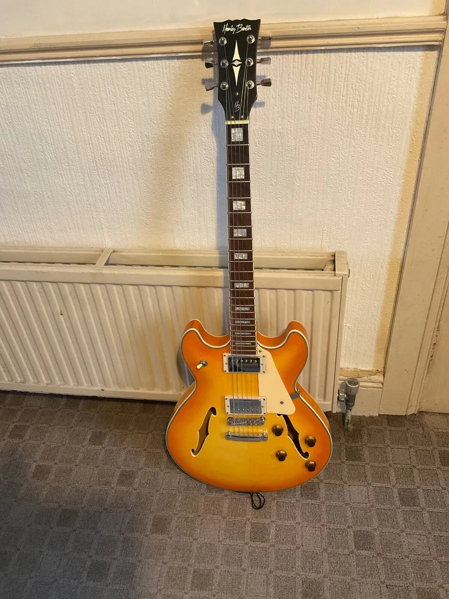 Electric guitars - Image 4