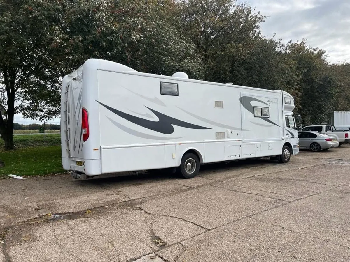 Mercedes Rs Envoy Motorhome / race lorry - Image 4