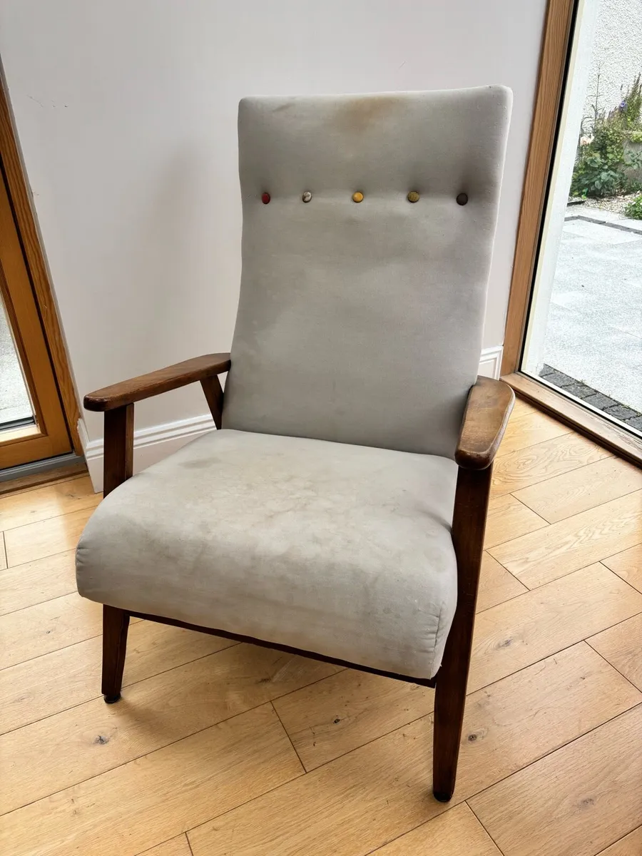 Armchair - Image 1