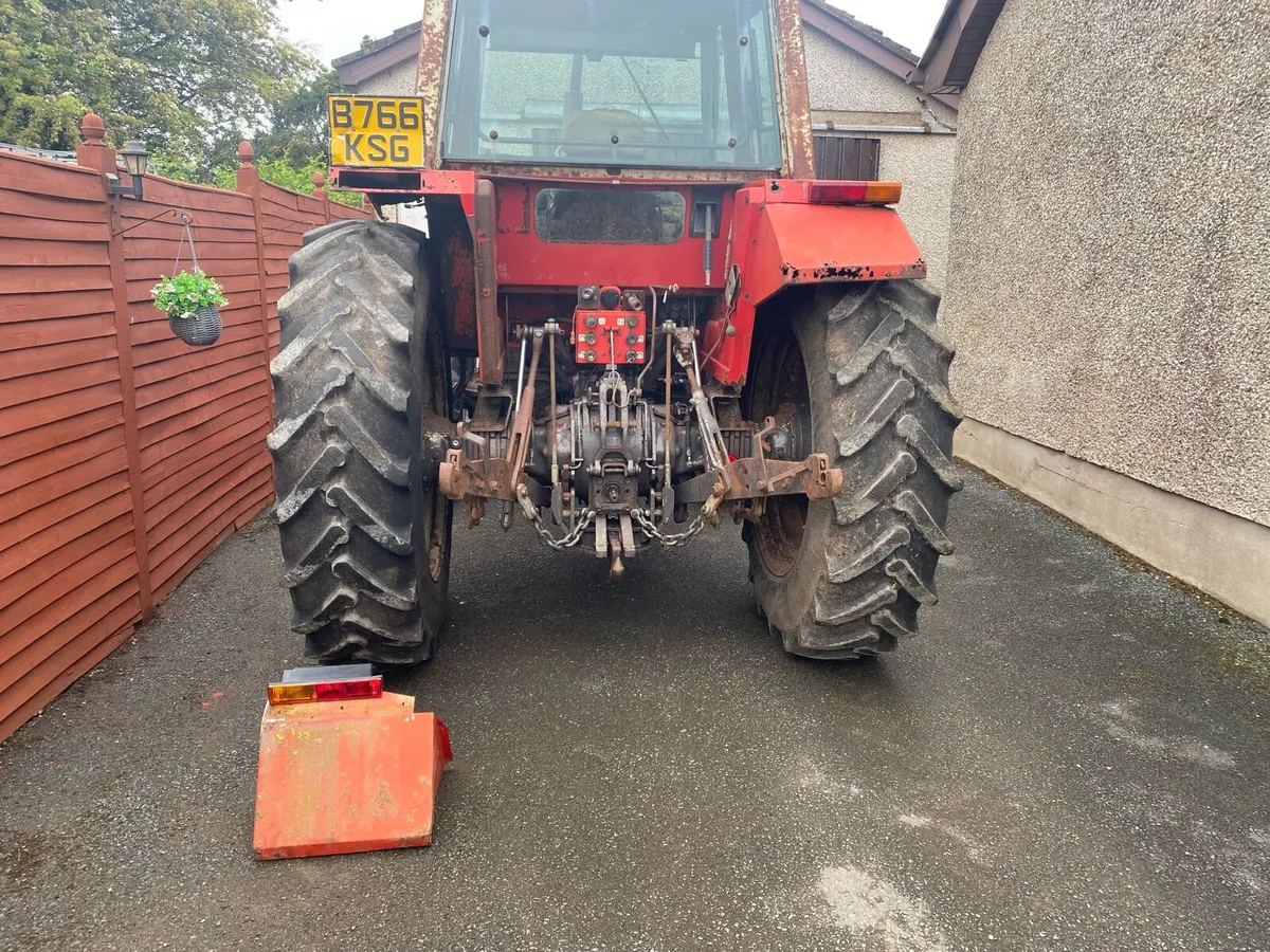 Massey Ferguson 698 - Image 2