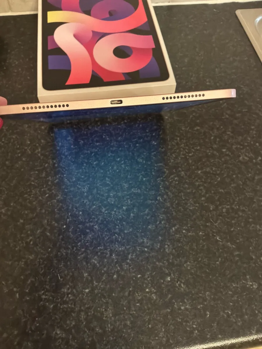 Apple iPad Air - Image 4