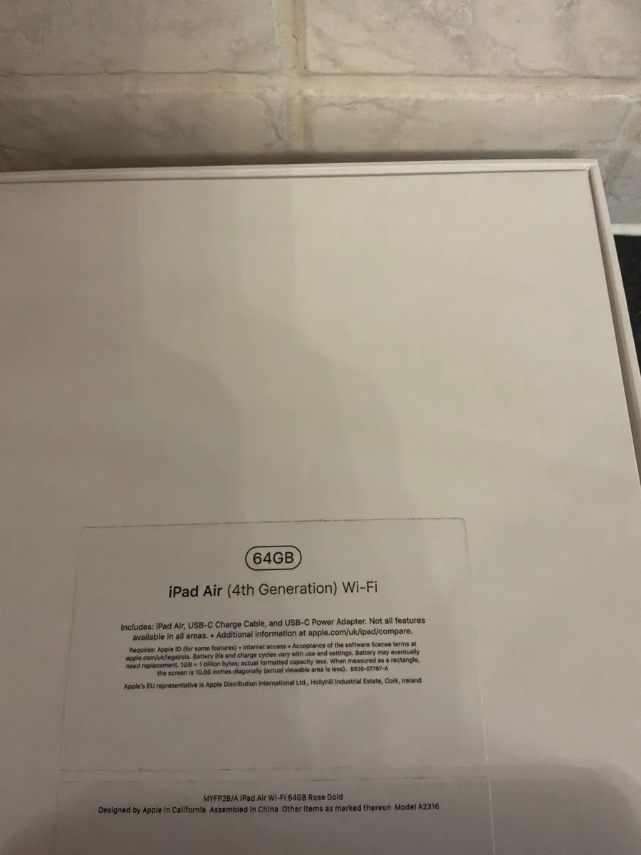 Apple iPad Air - Image 2
