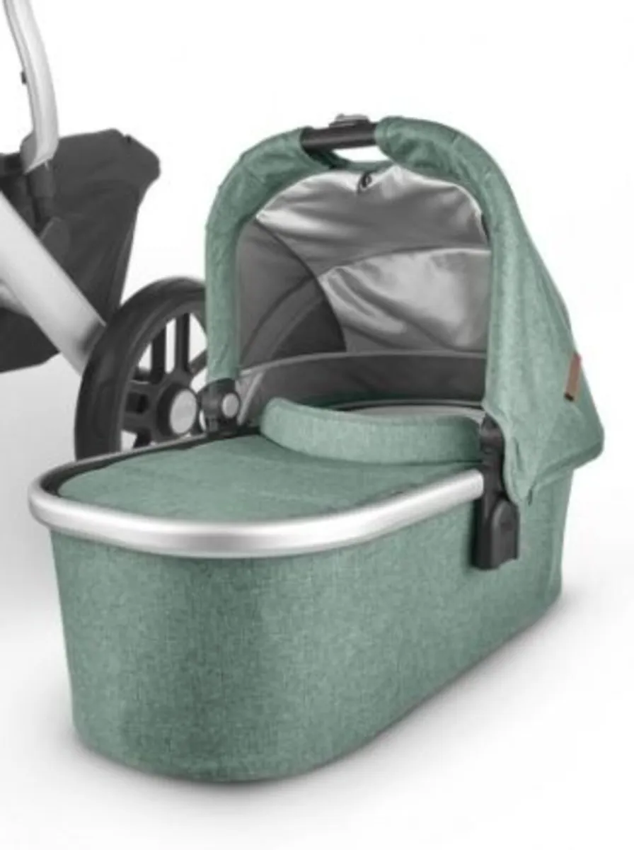 Uppa baby vista carry cot