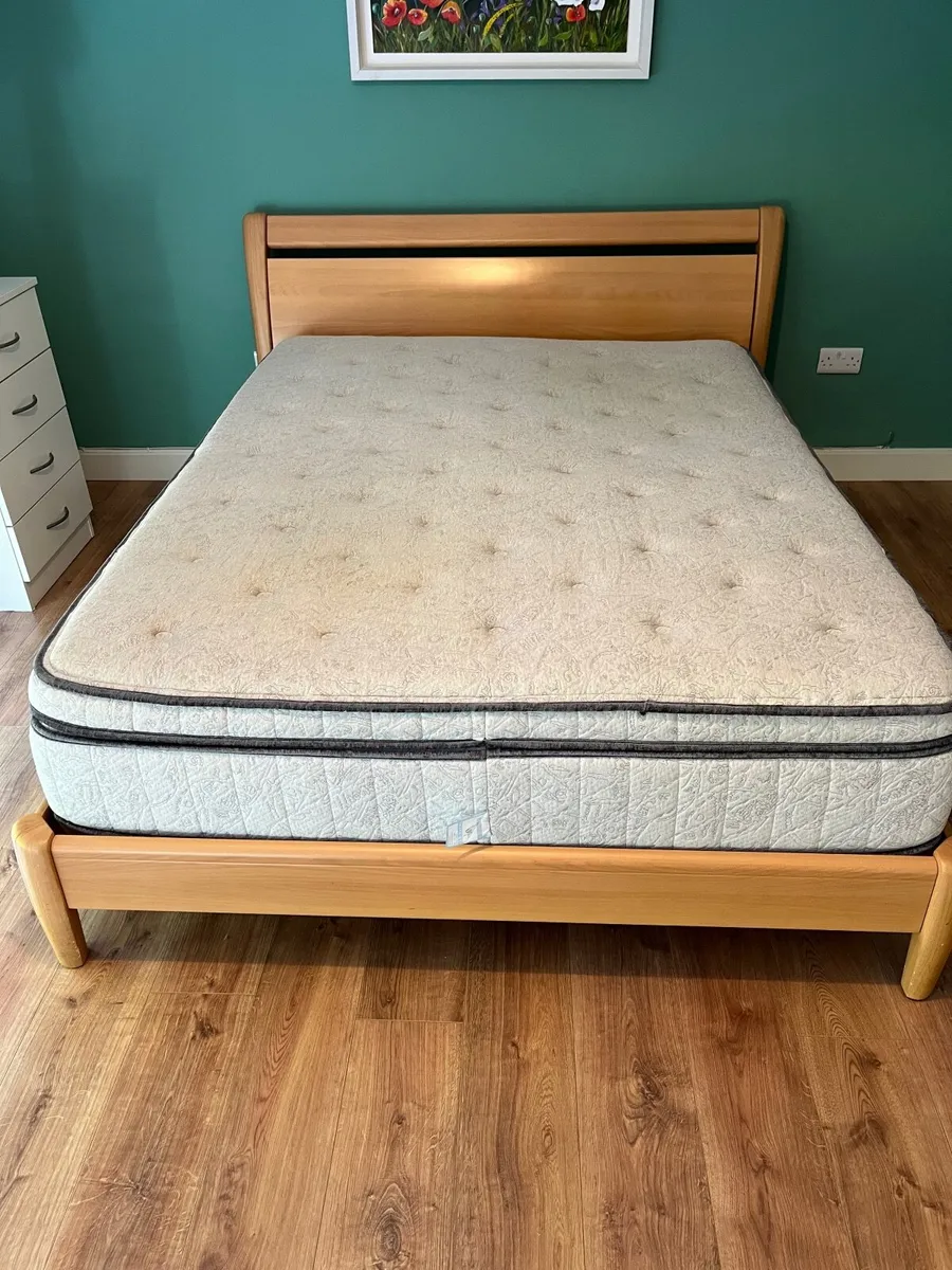 Bed - Image 1