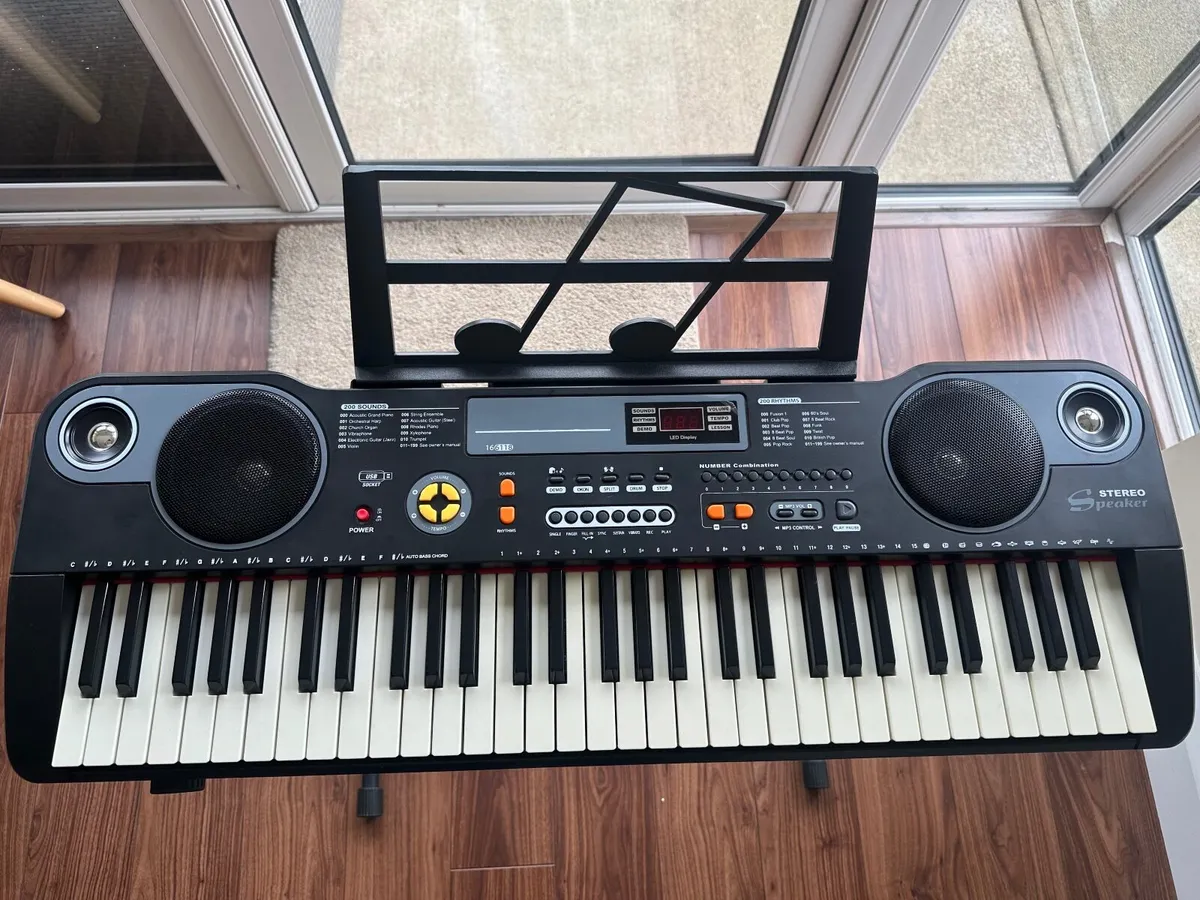 Keyboard piano - Image 3